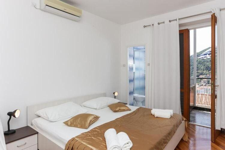 Apartment Lapad View - With Balcony And Sea View